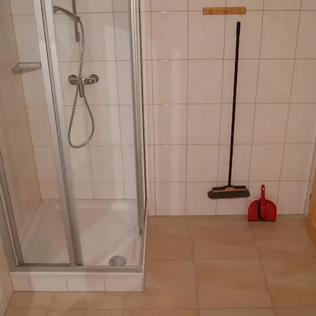 Dom wakacyjny Wohnferiendorf Poellauberg
